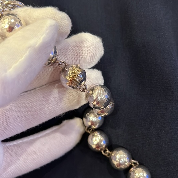 Ippolita hammered silver necklace 17.5 inches, the beads are 1/2 inch diam - Picture 3 of 4